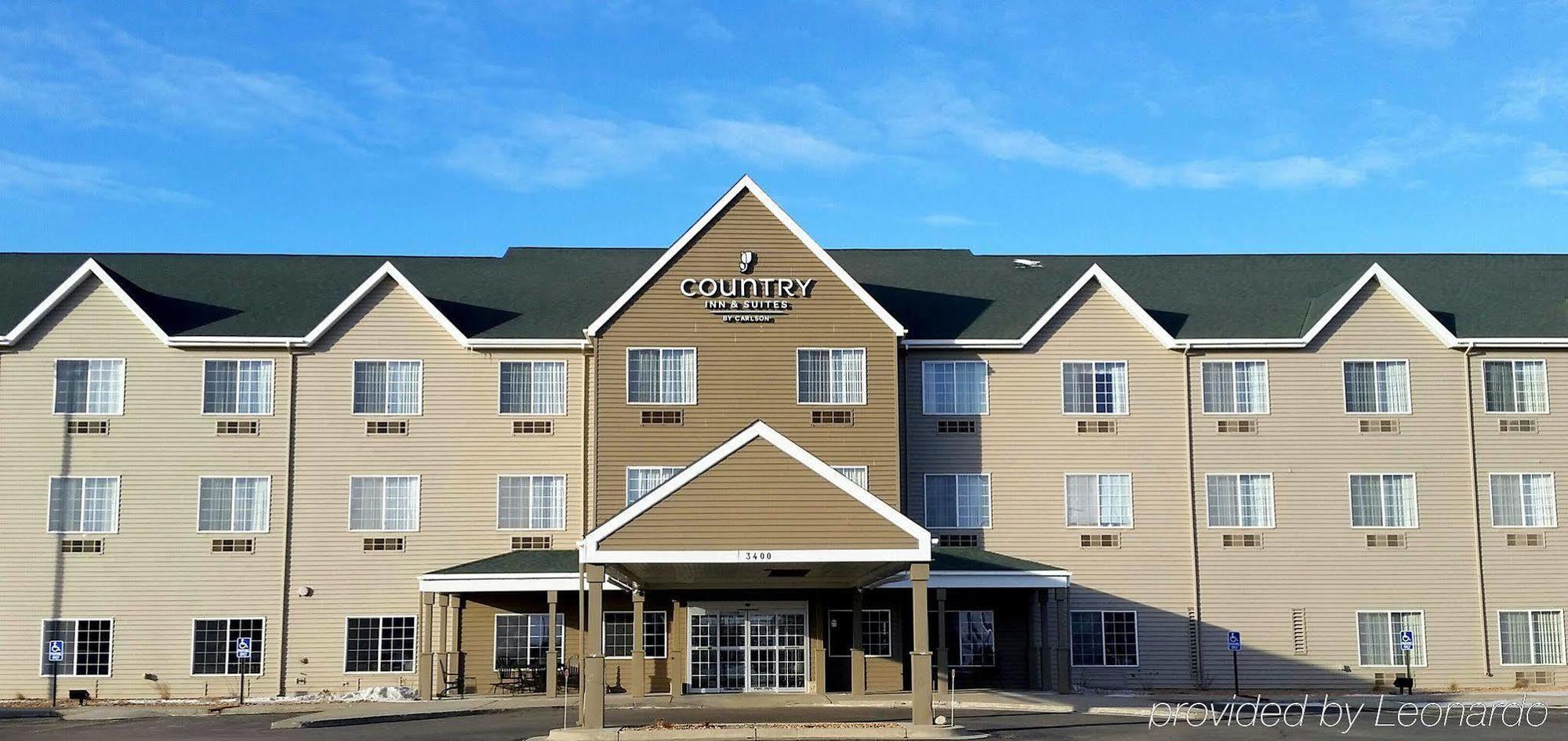 Country Inn & Suites By Radisson, Watertown, Sd Exterior foto